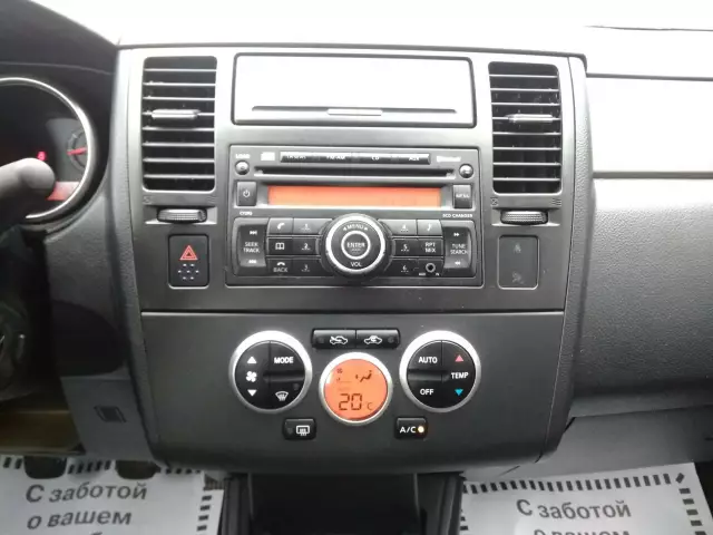 Nissan Tiida 2011