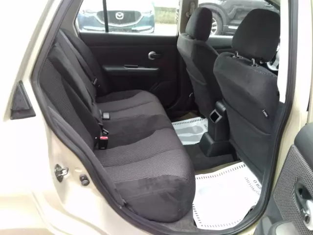 Nissan Tiida 2011
