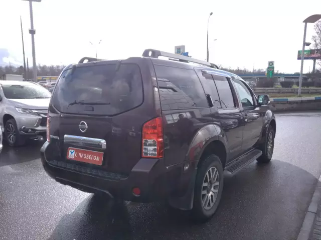 Nissan Pathfinder 2012