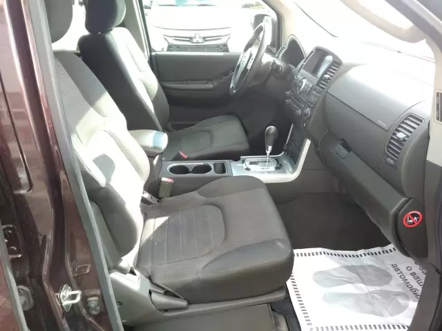 Nissan Pathfinder 2012