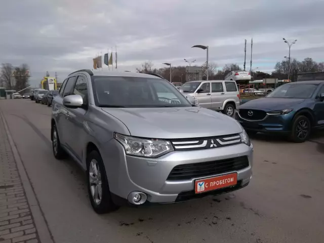 Mitsubishi Outlander 2013