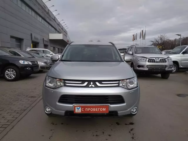 Mitsubishi Outlander 2013