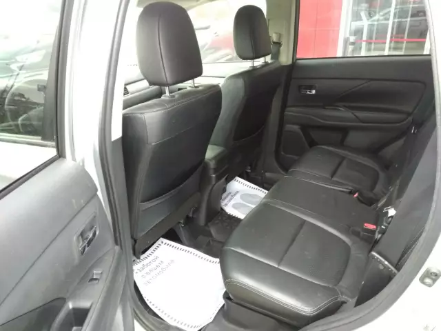 Mitsubishi Outlander 2013
