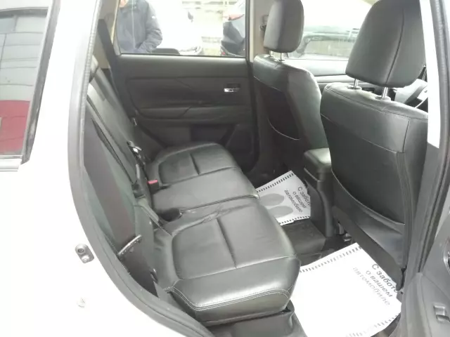 Mitsubishi Outlander 2013