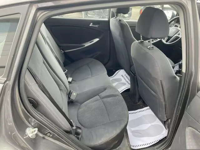 Hyundai Solaris 2013