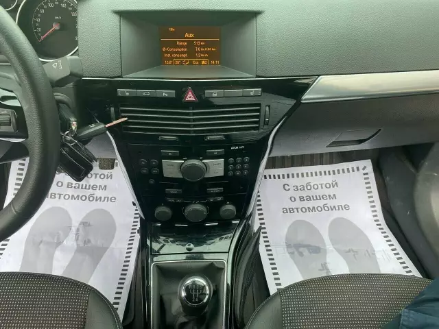 Opel Astra 2012