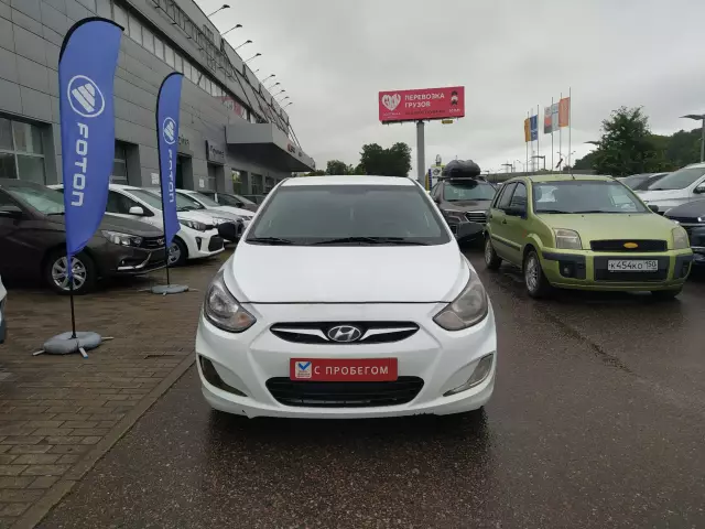 Hyundai Solaris 2013