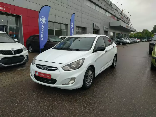 Hyundai Solaris 2013