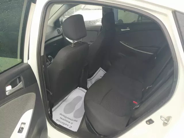 Hyundai Solaris 2013