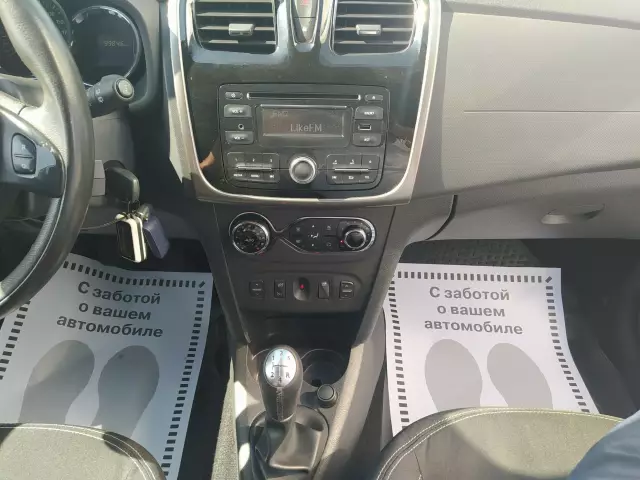 Renault Sandero 2014