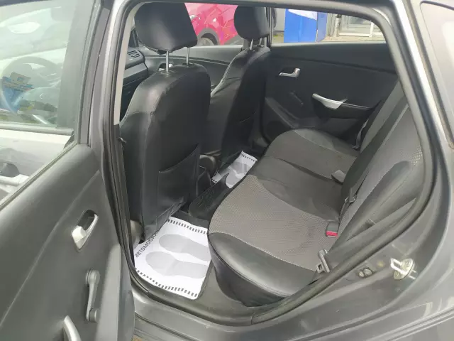 Kia Rio 2012