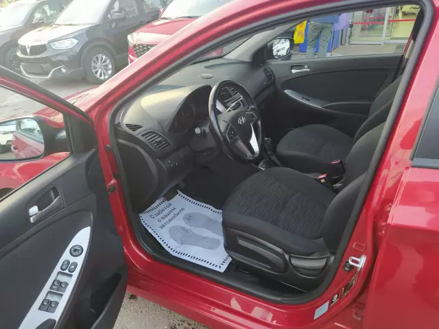 Hyundai Solaris 2015
