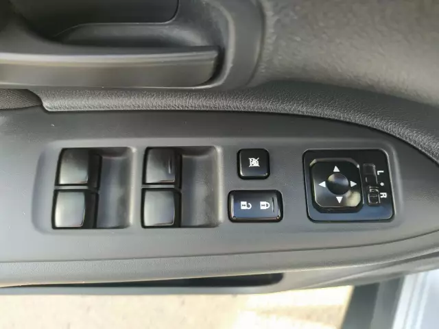 Mitsubishi Outlander 2012