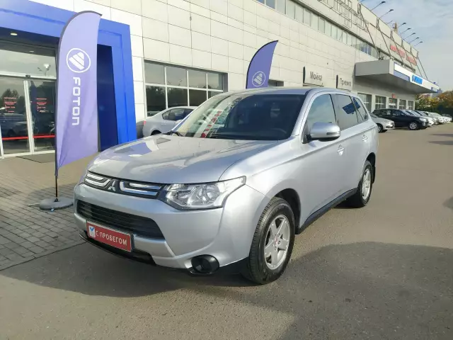 Mitsubishi Outlander 2012