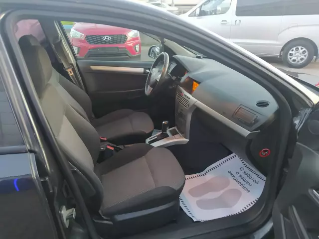Opel Astra 2014