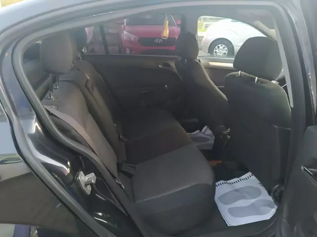 Opel Astra 2014