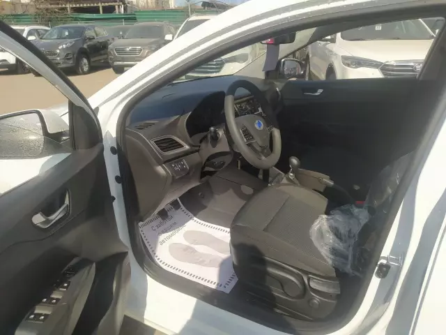 Hyundai Solaris 2020