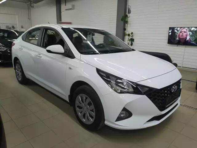 Hyundai Solaris 2021