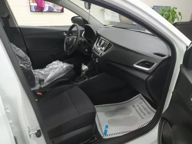 Hyundai Solaris 2021