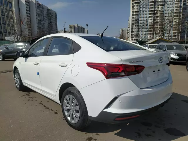 Hyundai Solaris 2021