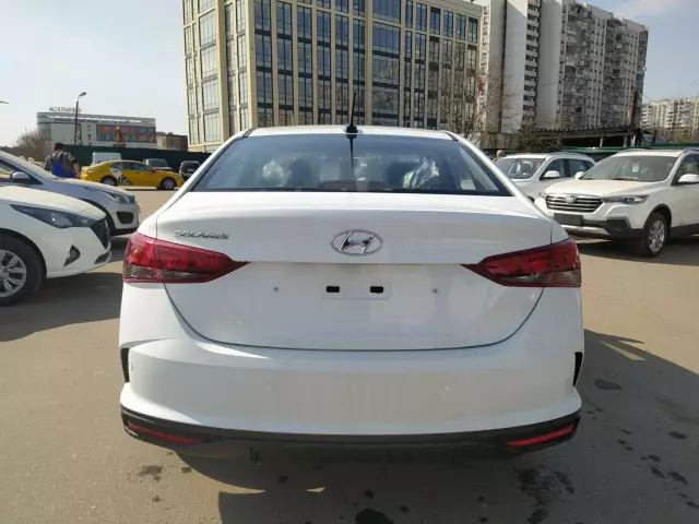 Hyundai Solaris 2021