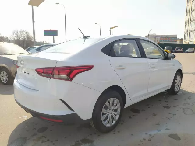 Hyundai Solaris 2021