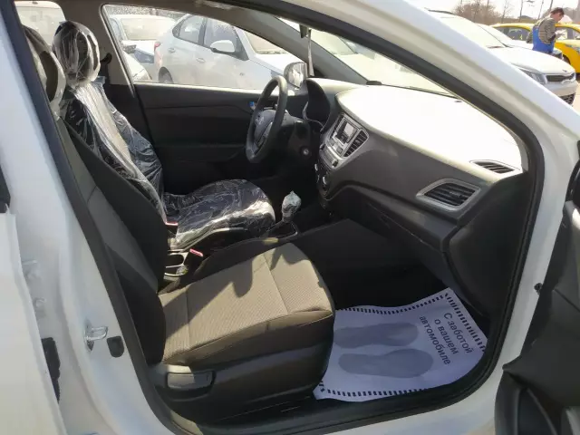Hyundai Solaris 2021