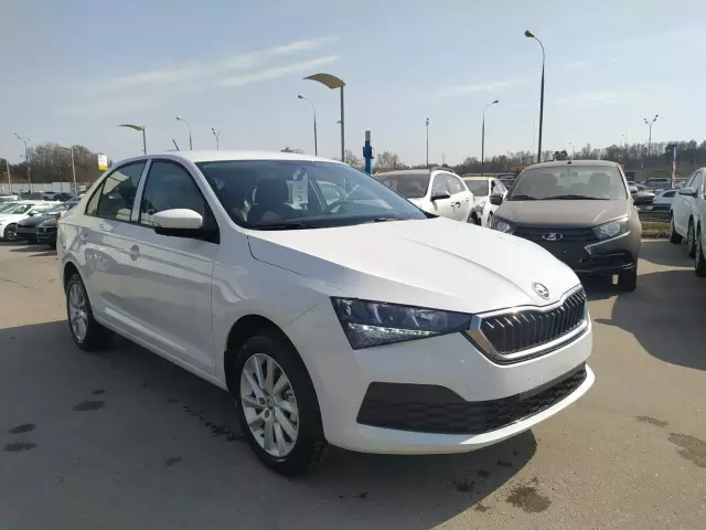 Skoda Rapid 2021