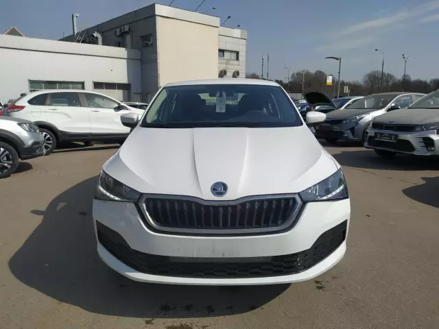 Skoda Rapid 2021