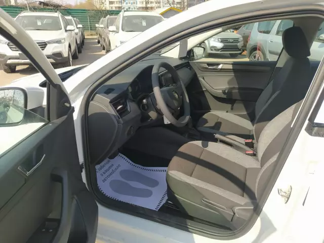 Skoda Rapid 2021