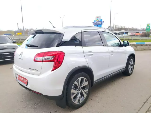 Citroen C4 AirCross 2012
