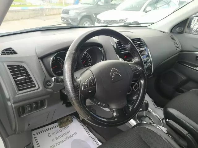 Citroen C4 AirCross 2012