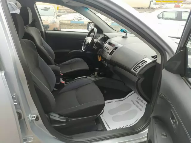 Mitsubishi Outlander 2010
