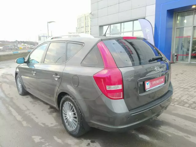 Kia Ceed 2010