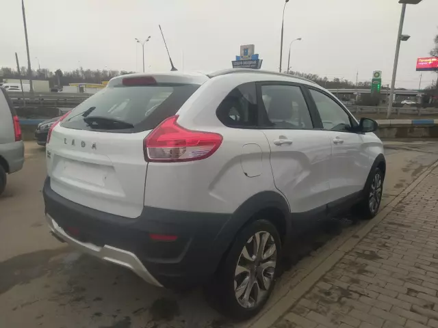 LADA XRAY 2021