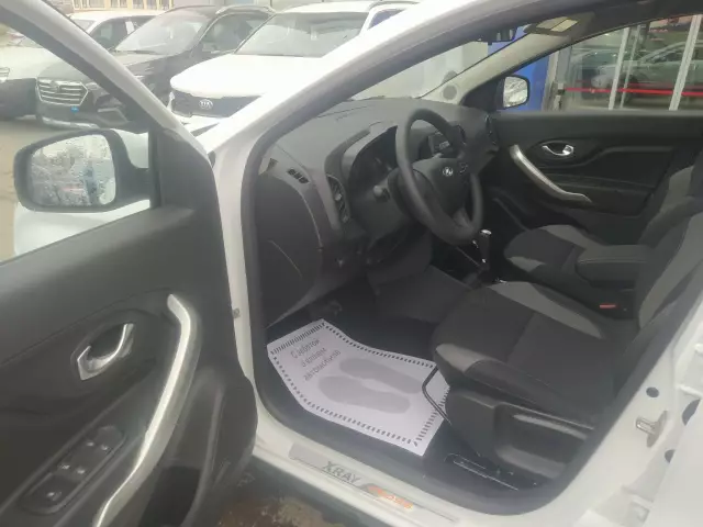 LADA XRAY 2021