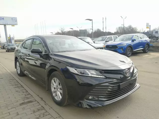 Toyota Camry 2018