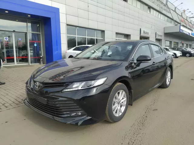 Toyota Camry 2018