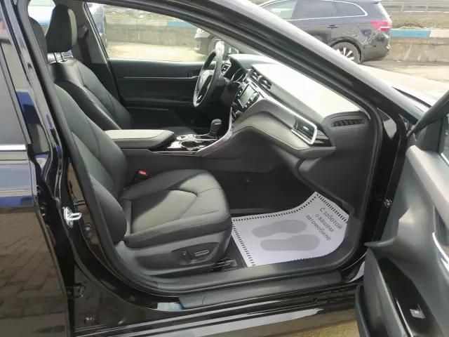 Toyota Camry 2018