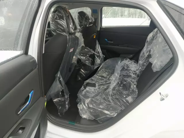 Hyundai Elantra 2021