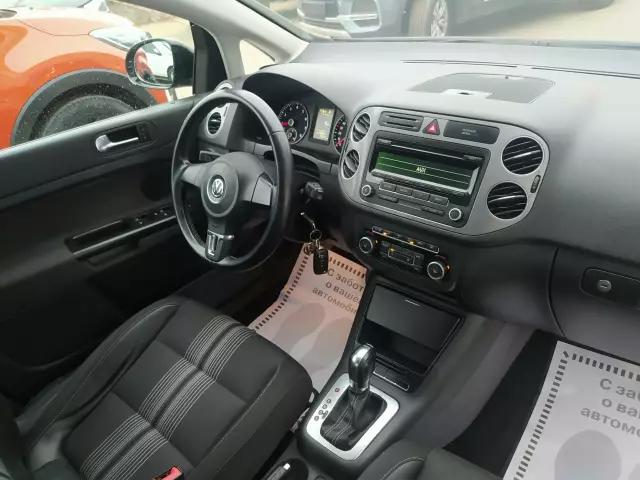 Volkswagen Golf Plus 2012