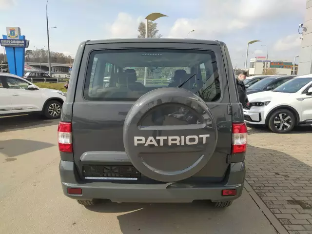 УАЗ Patriot 2020