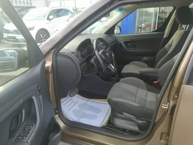 Skoda Roomster 2013