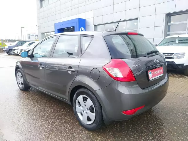 Kia Ceed 2010