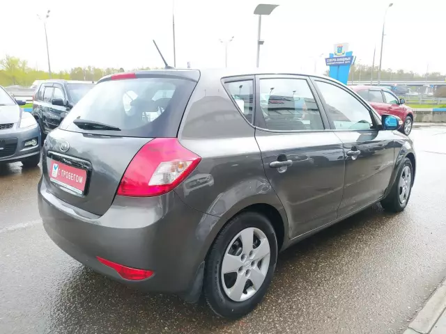 Kia Ceed 2010