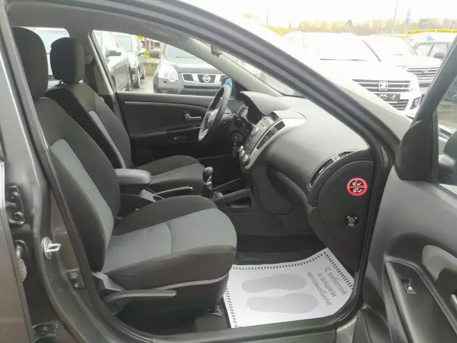 Kia Ceed 2010