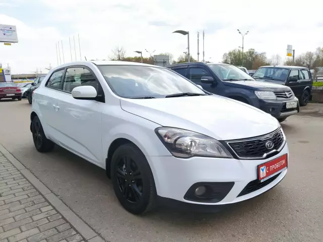 Kia Ceed 2011