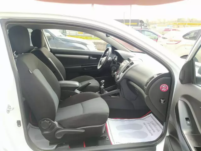 Kia Ceed 2011