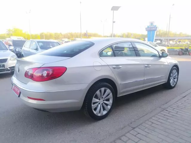 Volkswagen Passat CC 2010