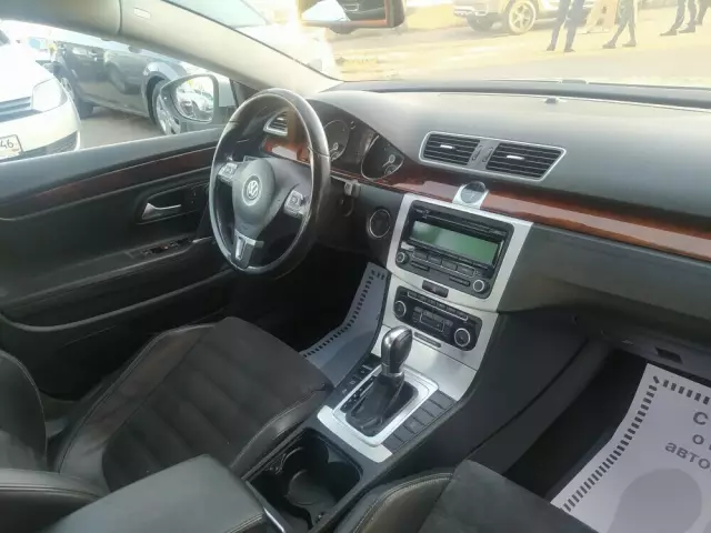 Volkswagen Passat CC 2010